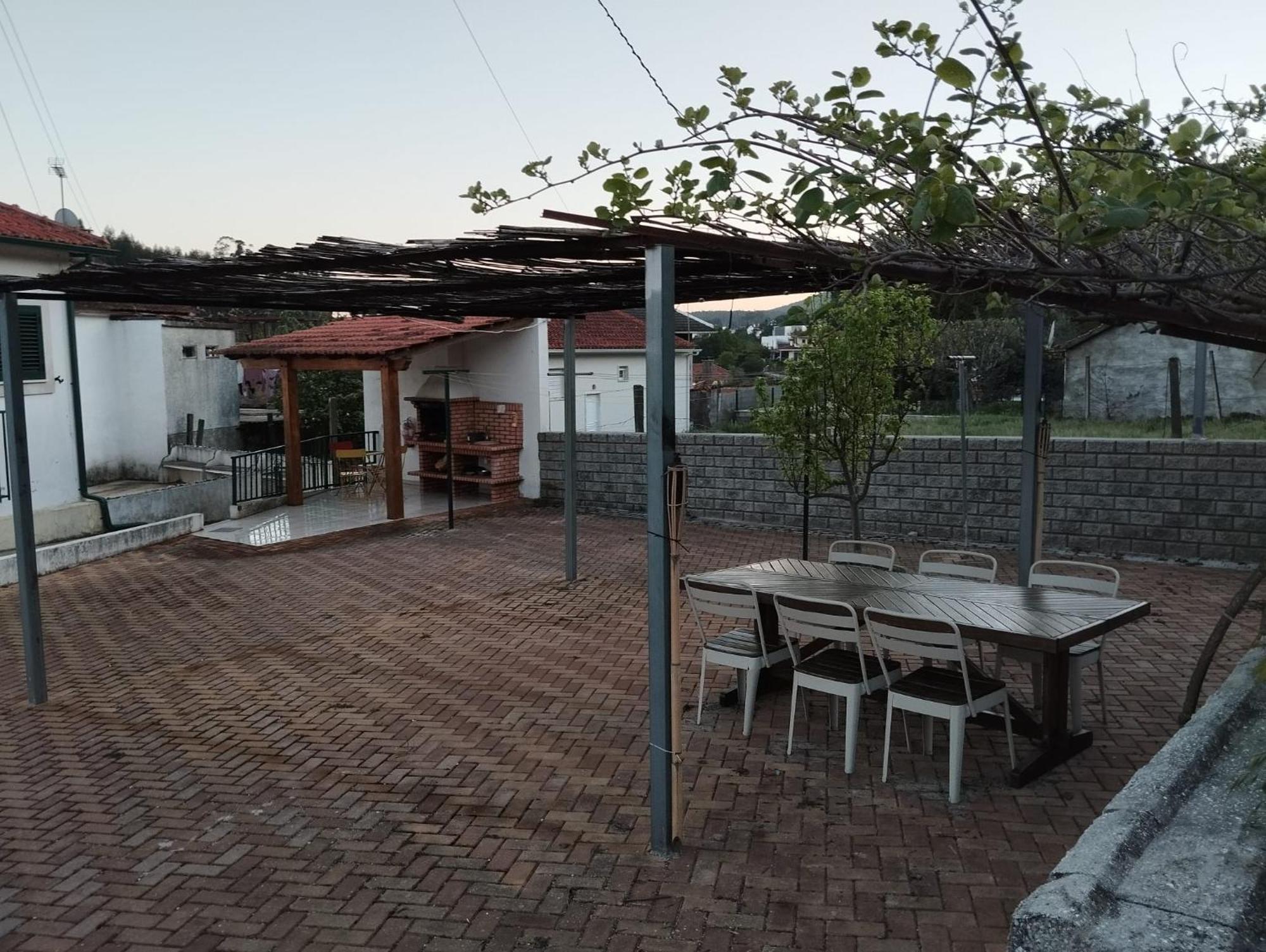 Villa Casa Poesia à Castanheira de Pera Extérieur photo